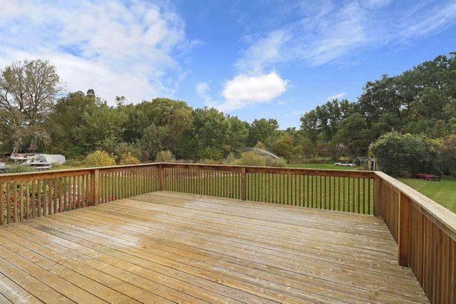 12111 28th AVENUE, Pleasant Prairie, WI 53158