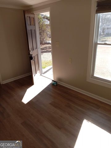 1186 NE Eastview Road NE, Conyers, GA 30012