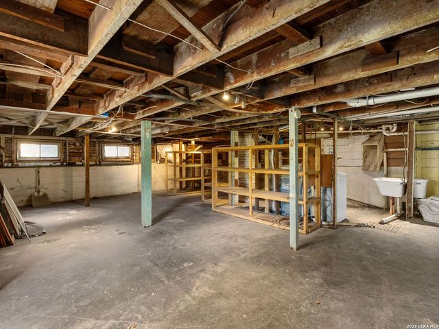 322 Florida Street, San Antonio, TX 78210