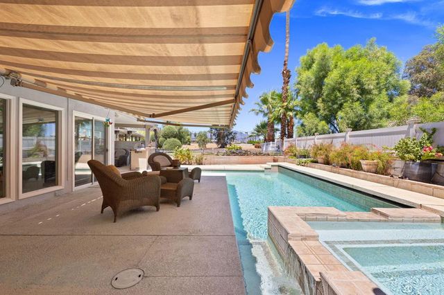 77170 Indiana Avenue, Palm Desert, CA 92211