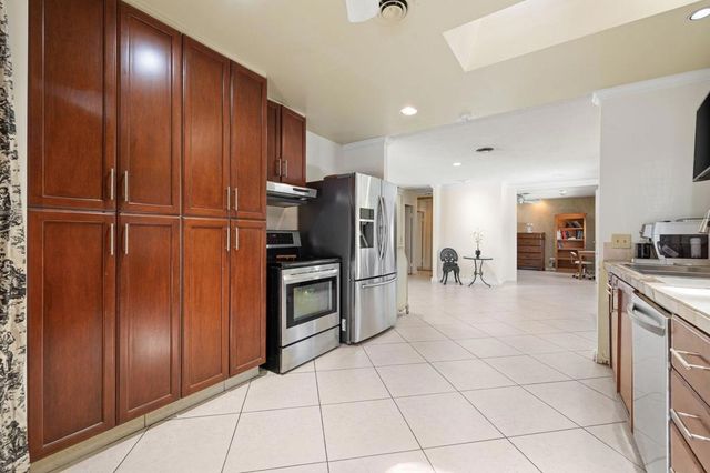 77170 Indiana Avenue, Palm Desert, CA 92211