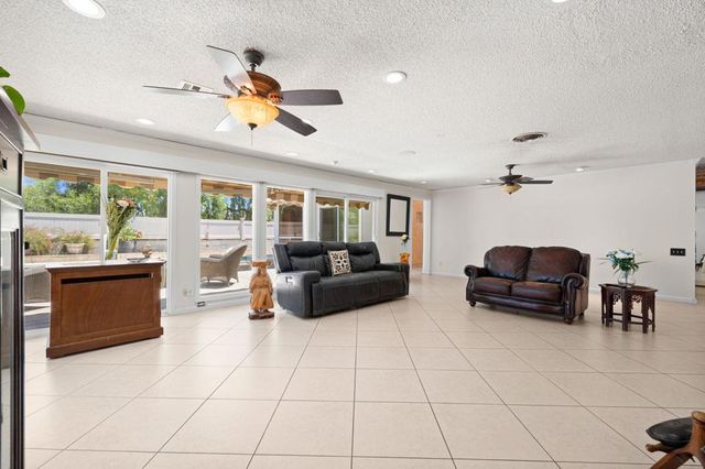 77170 Indiana Avenue, Palm Desert, CA 92211