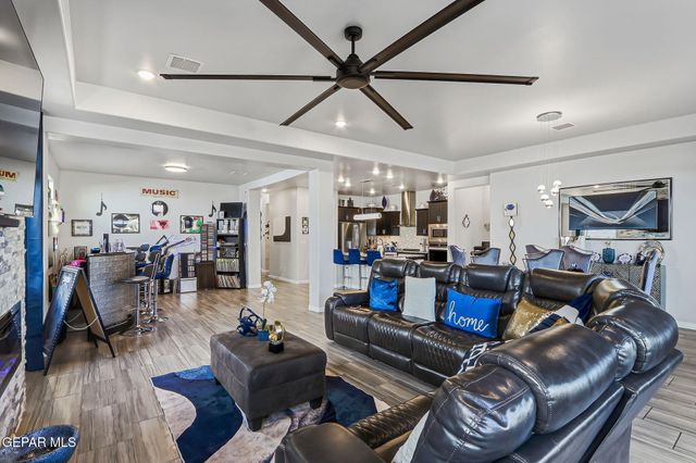 13861 Paseo Alegre Avenue, Horizon City, TX 79928