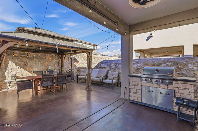 13861 Paseo Alegre Avenue, Horizon City, TX 79928