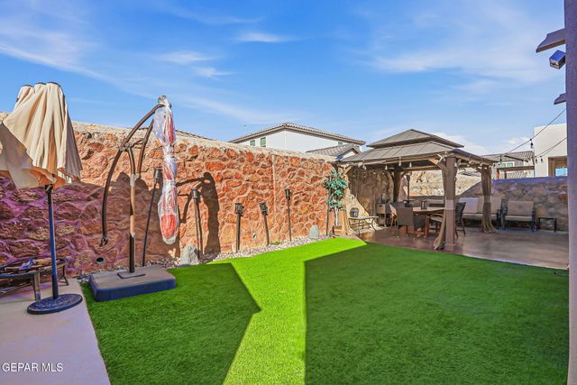 13861 Paseo Alegre Avenue, Horizon City, TX 79928