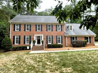 10521 Leafwood Place, Raleigh, NC 27613