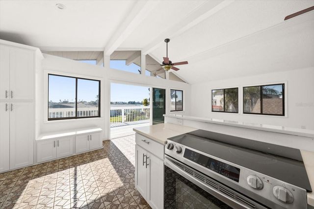 218 176TH AVENUE E, Redington Shores, FL 33708