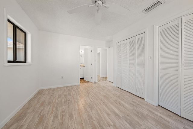 218 176TH AVENUE E, Redington Shores, FL 33708