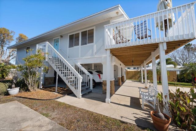 218 176TH AVENUE E, Redington Shores, FL 33708