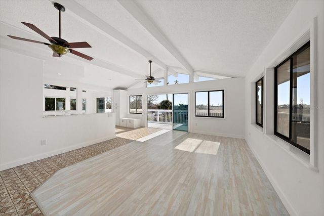 218 176TH AVENUE E, Redington Shores, FL 33708