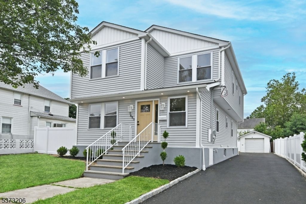 165 E 2Nd St, Clifton City, NJ 07011