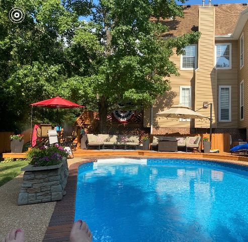 1689 N Stardust Lane, Fayetteville, AR 72701