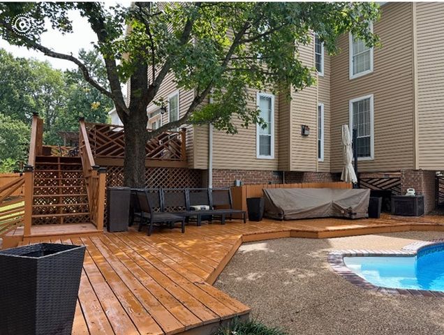 1689 N Stardust Lane, Fayetteville, AR 72701