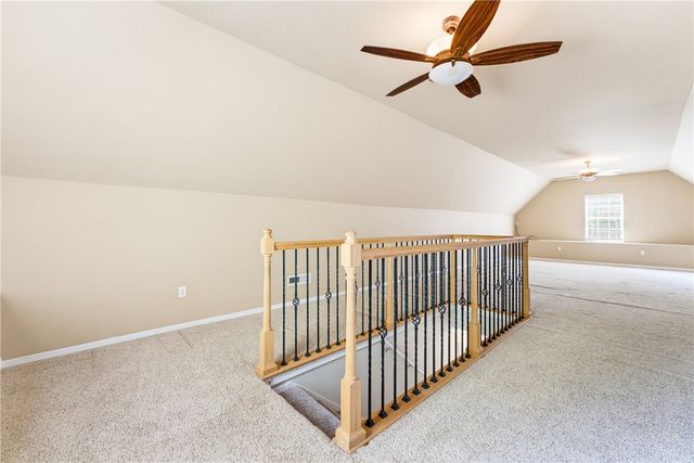 1689 N Stardust Lane, Fayetteville, AR 72701