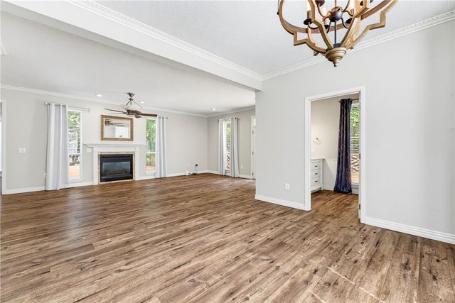 1689 N Stardust Lane, Fayetteville, AR 72701
