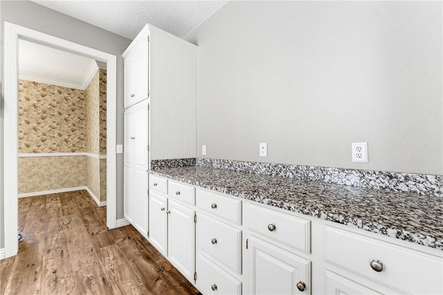 1689 N Stardust Lane, Fayetteville, AR 72701