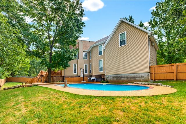 1689 N Stardust Lane, Fayetteville, AR 72701