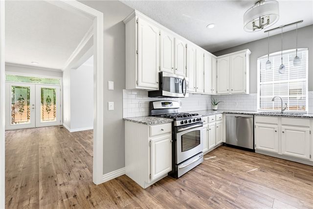 1689 N Stardust Lane, Fayetteville, AR 72701