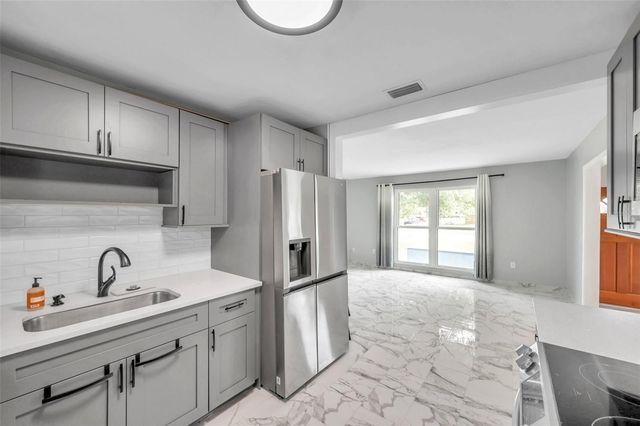 3230 51ST STREET N, St Petersburg, FL 33710