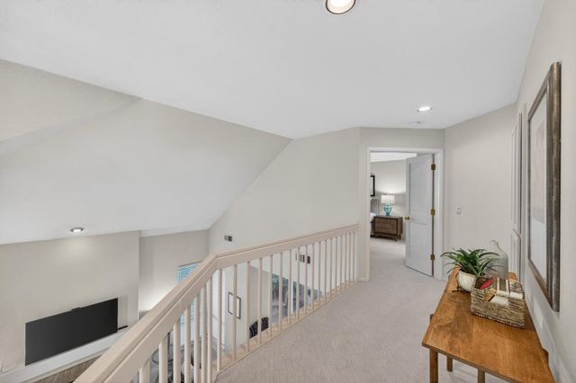 982 South Beach Dr, Sacramento, CA 95831