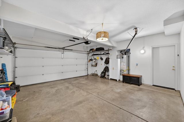 982 South Beach Dr, Sacramento, CA 95831