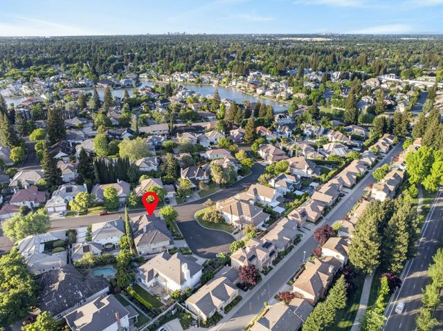 982 South Beach Dr, Sacramento, CA 95831