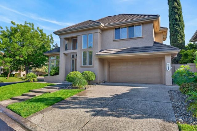 982 South Beach Dr, Sacramento, CA 95831