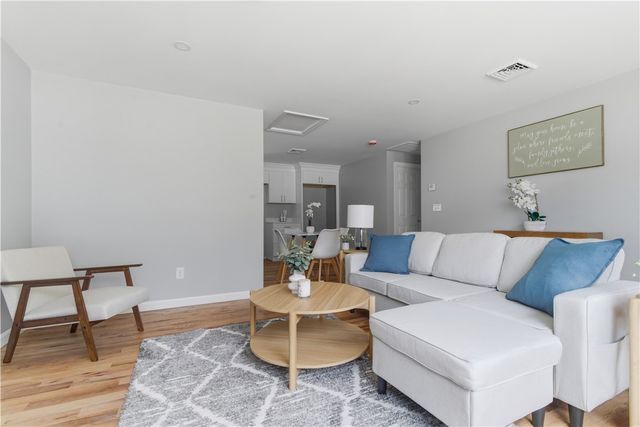 63 Indian Road, East Providence, RI 02915