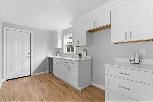 63 Indian Road, East Providence, RI 02915