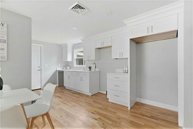 63 Indian Road, East Providence, RI 02915