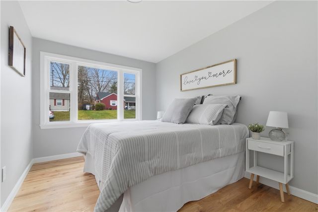 63 Indian Road, East Providence, RI 02915