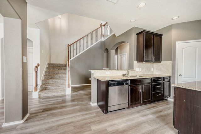 5402 Jay Thrush Drive, Richmond, TX 77407