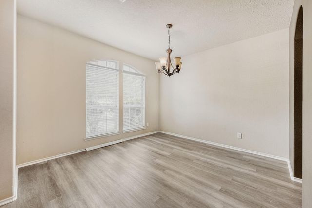 5402 Jay Thrush Drive, Richmond, TX 77407