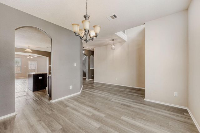 5402 Jay Thrush Drive, Richmond, TX 77407