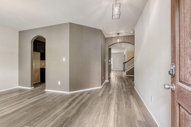 5402 Jay Thrush Drive, Richmond, TX 77407