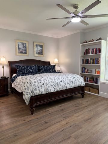 2013 Oakbluff Drive, Carrollton, TX 75007