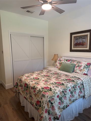 2013 Oakbluff Drive, Carrollton, TX 75007