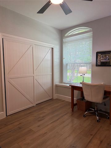 2013 Oakbluff Drive, Carrollton, TX 75007