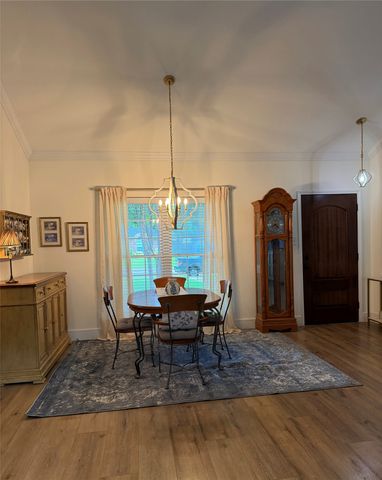 2013 Oakbluff Drive, Carrollton, TX 75007