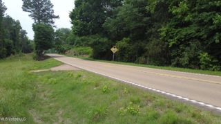 Highway 4 E, Senatobia, MS 38668