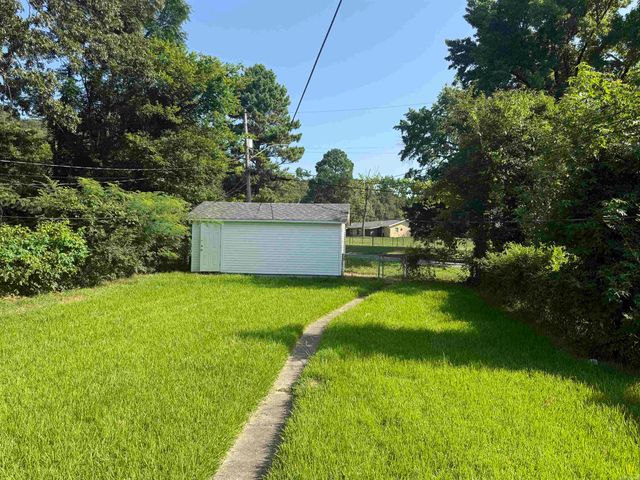 1915 W 18th Street, North Little Rock, AR 72114