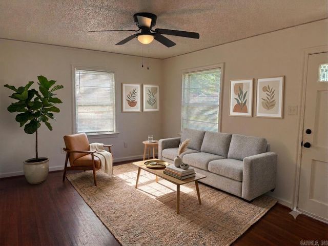 1915 W 18th Street, North Little Rock, AR 72114