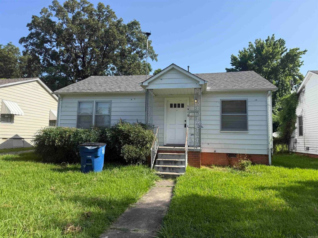 1915 W 18th Street, North Little Rock, AR 72114