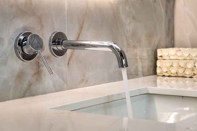 22 Cedar Ave, Kentfield, CA 94904