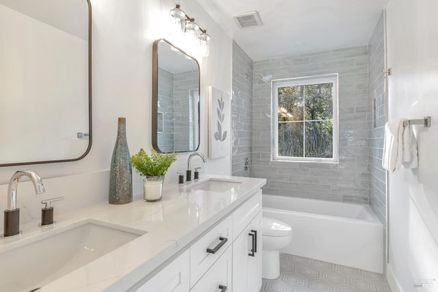 22 Cedar Ave, Kentfield, CA 94904