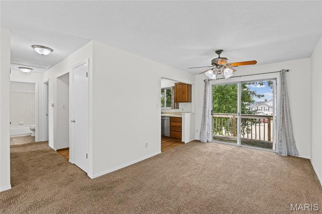 1774 Kircher Drive C, St Charles, MO 63303