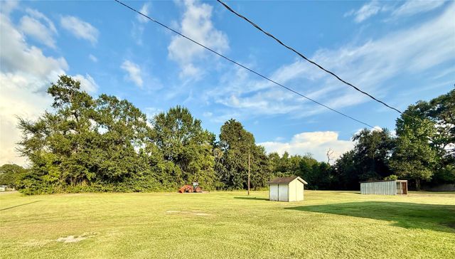 4520 Lamont, Vidor, TX 77662