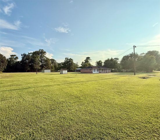 4520 Lamont, Vidor, TX 77662