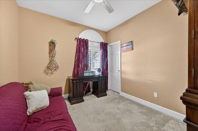 1056 Lindsay Lane, Clovis, CA 93619
