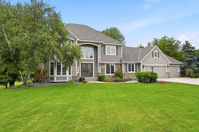 9743 Wellington Lane, Woodbury, MN 55125